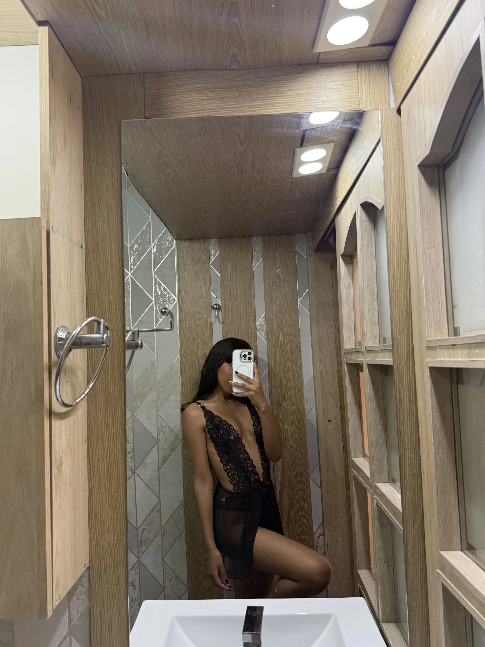 XXX Porn Photo of Nude hade_rosse 29