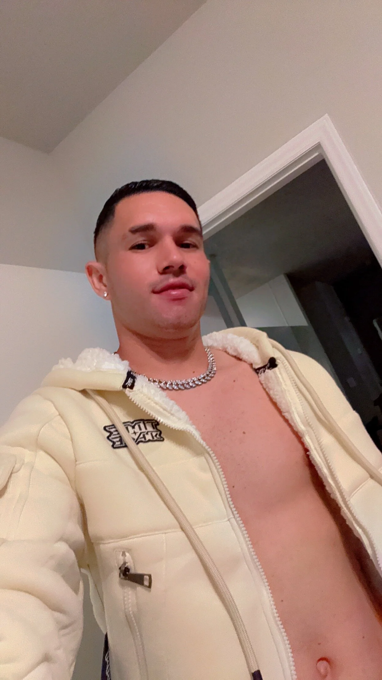 XXX Porn Photo of Nude elbroder24 10