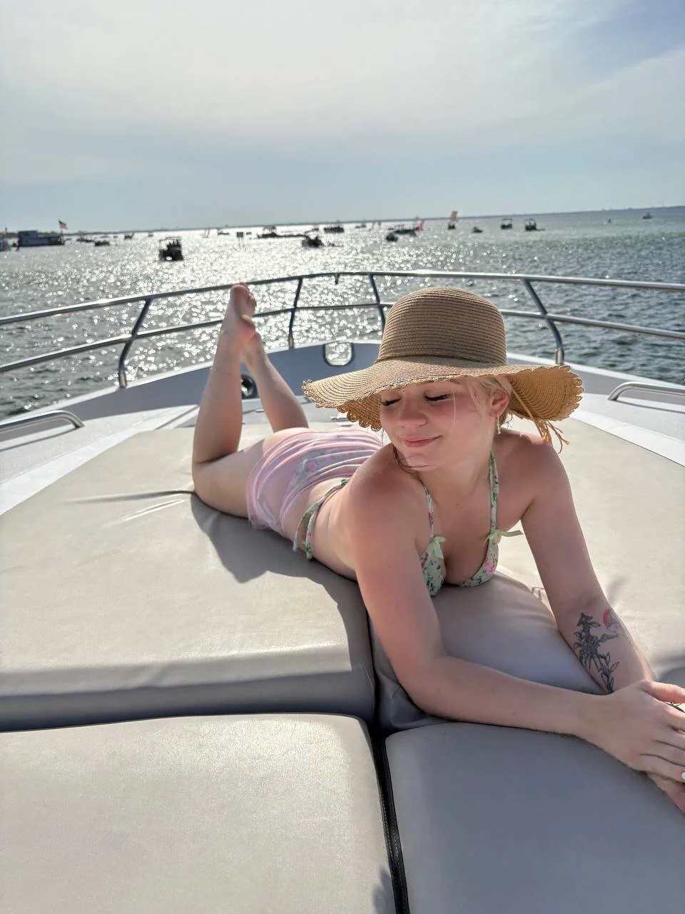 XXX Porn Photo of Nude Cutiepiespanks 144