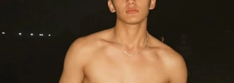 XXX Porn Photo of Nude i-am-luffy 1