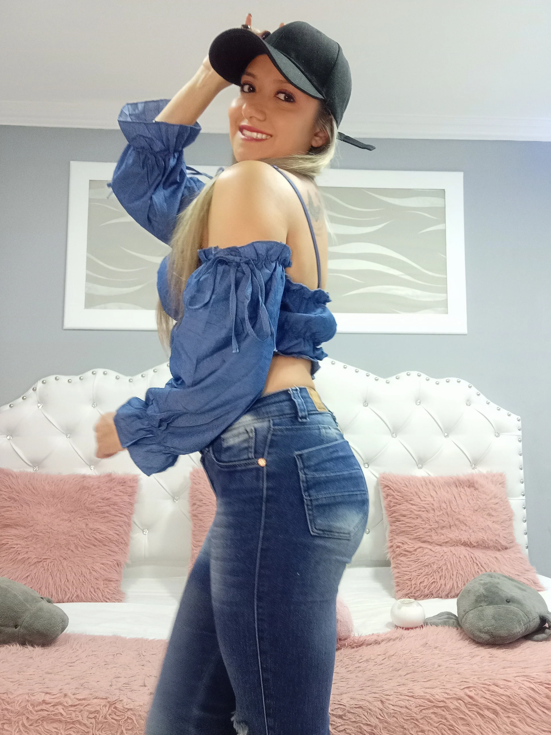 XXX Porn Photo of Nude valeriahunter1 9