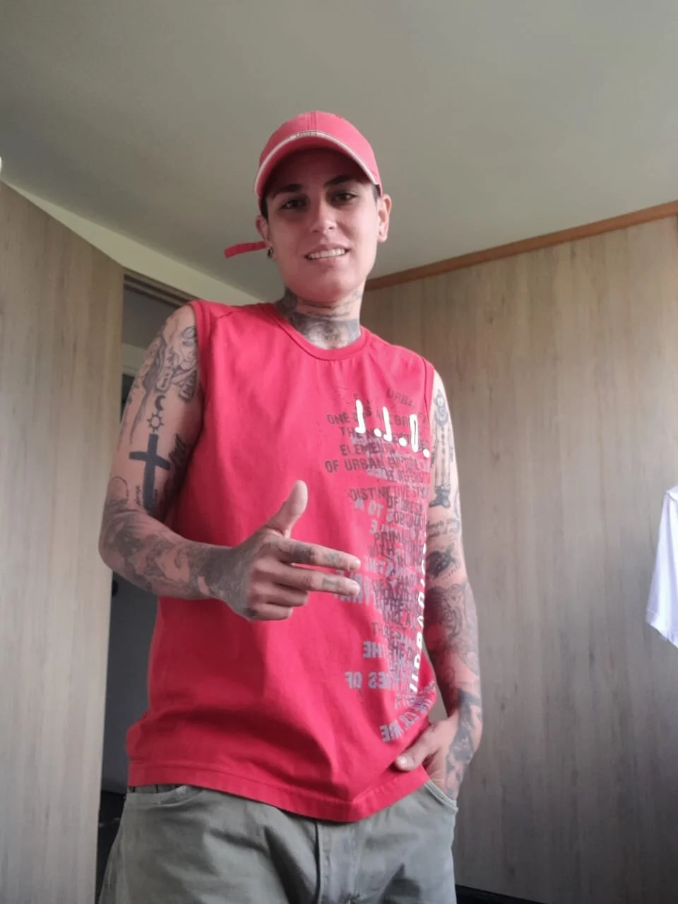 XXX Porn Photo of Nude Horny_bisexual_horny 3