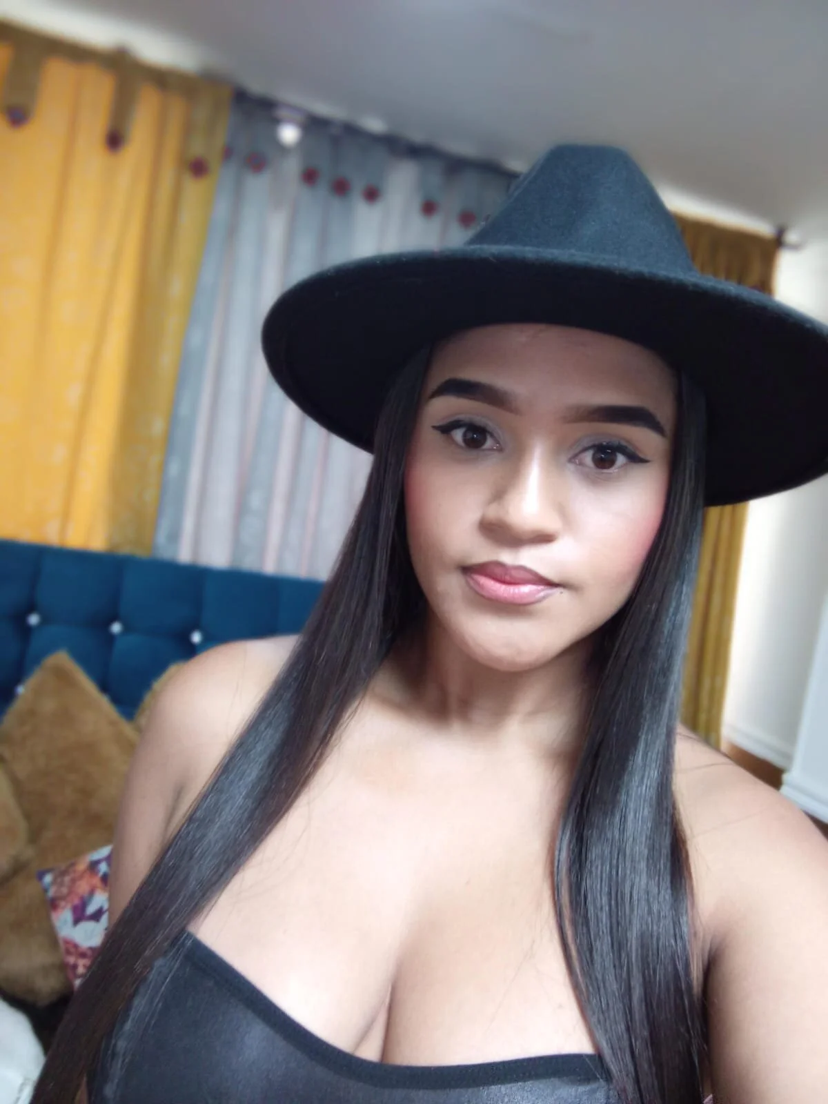 XXX Porn Photo of Nude Liaa_cams 6