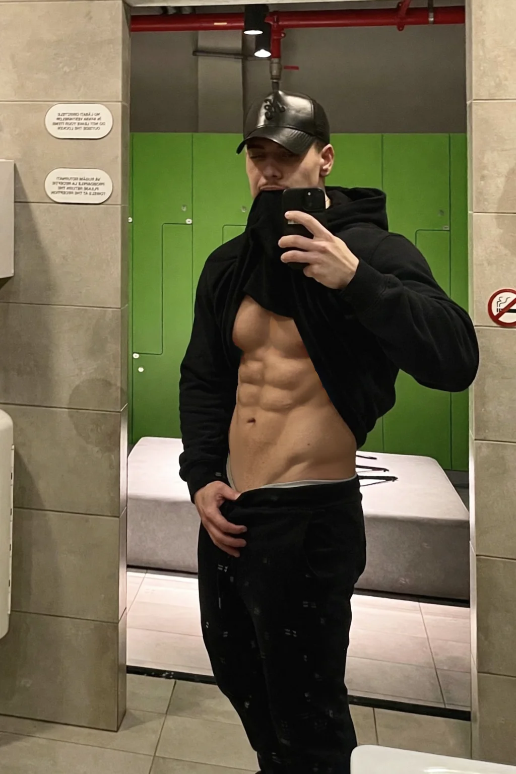 XXX Porn Photo of Nude ElijahThorne 4