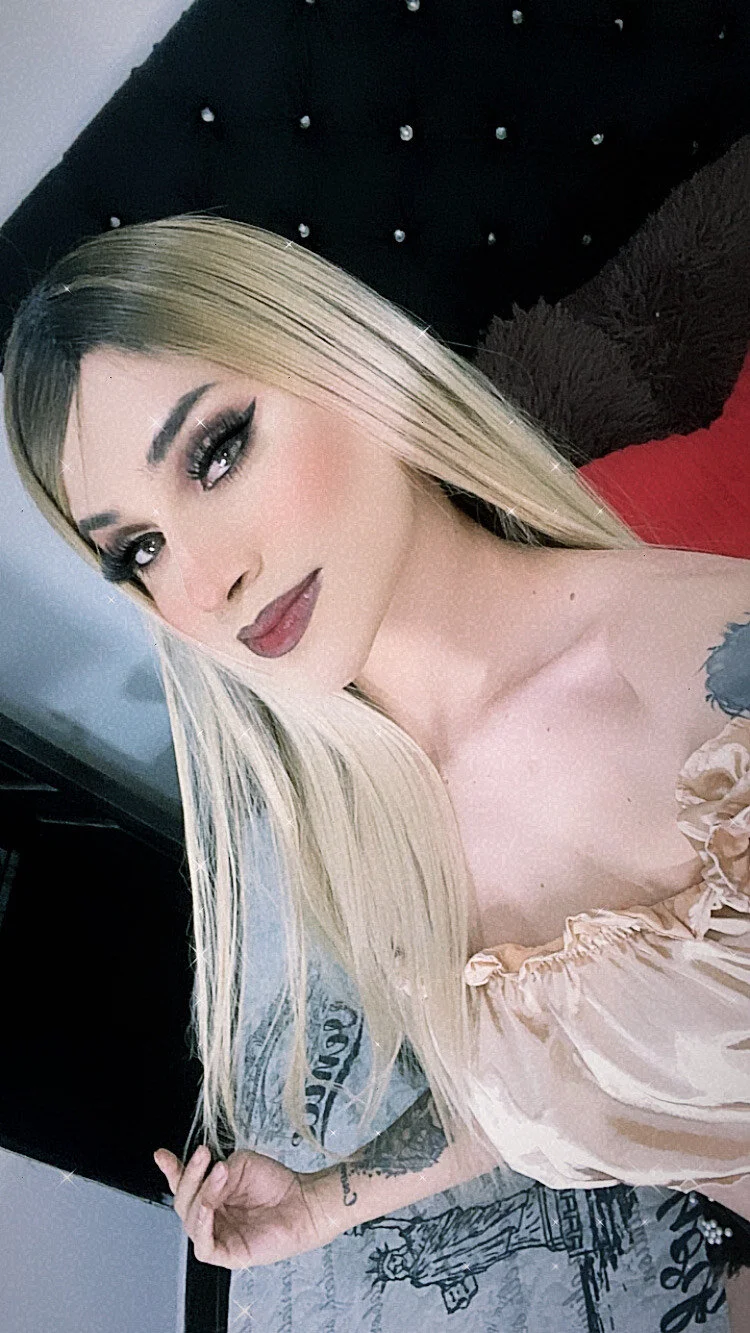 XXX Porn Photo of Nude valen_colombian69 7