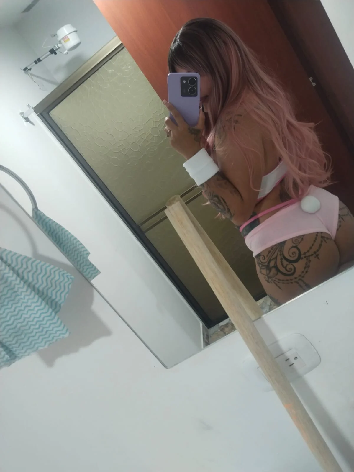XXX Porn Photo of Nude scarletr_red 8