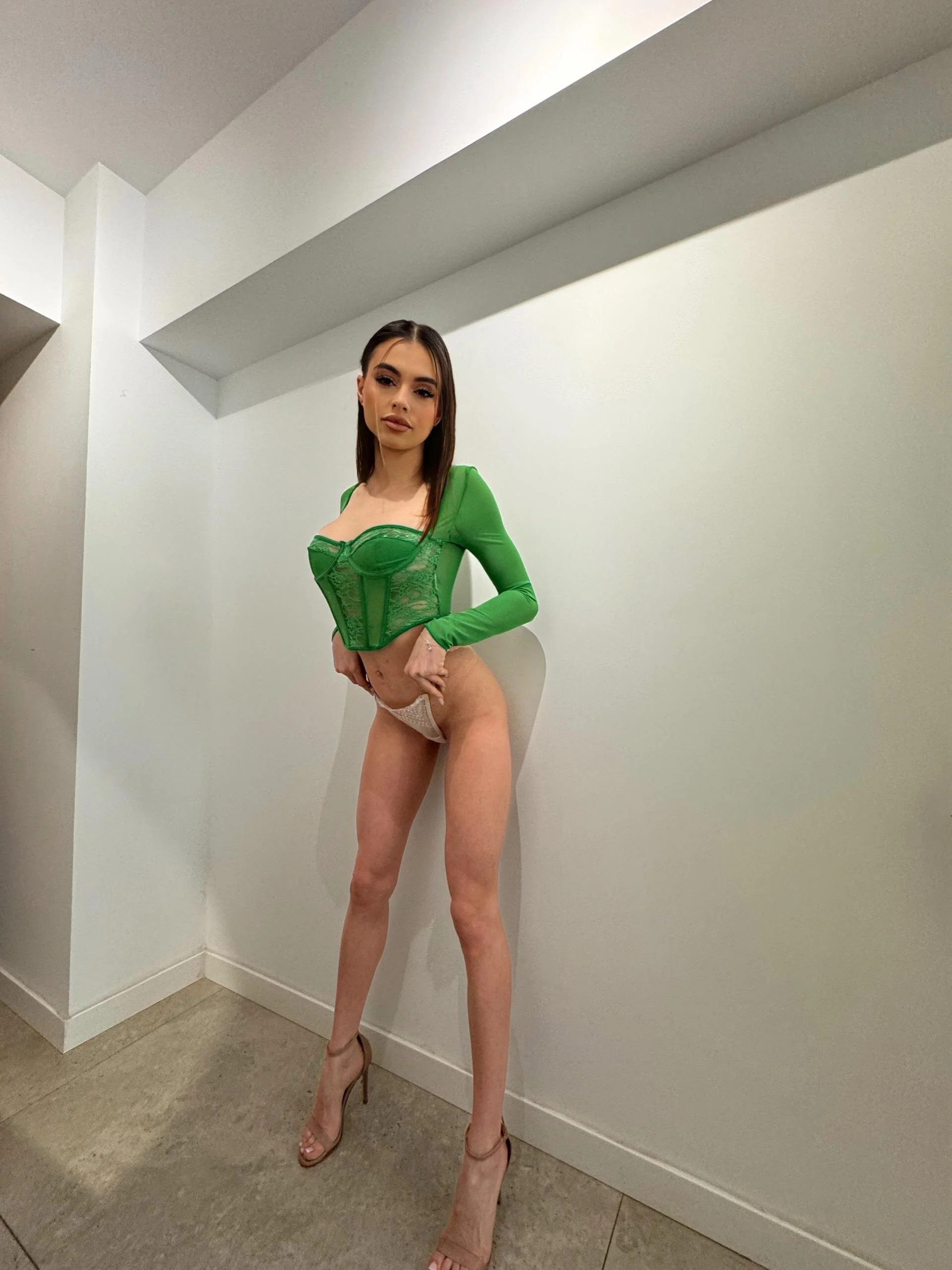 XXX Porn Photo of Nude HaileyMadow 2