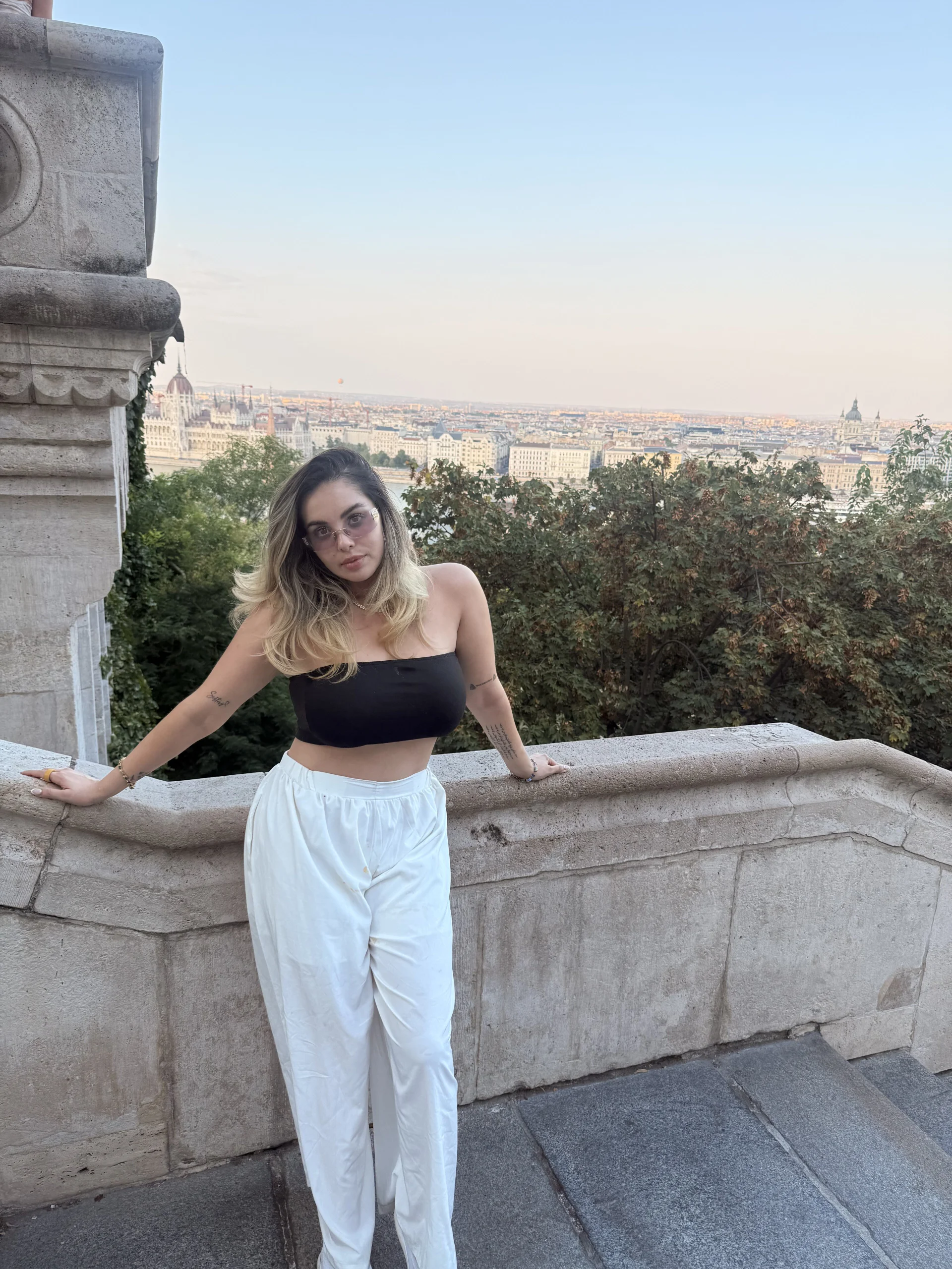 XXX Porn Photo of Nude Alirawrz 361