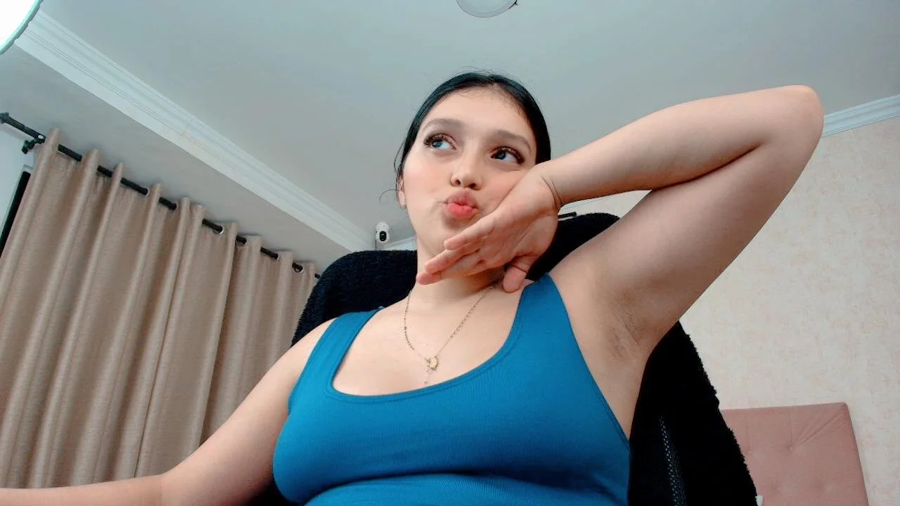 XXX Porn Photo of Nude littlemolly_walcott 1