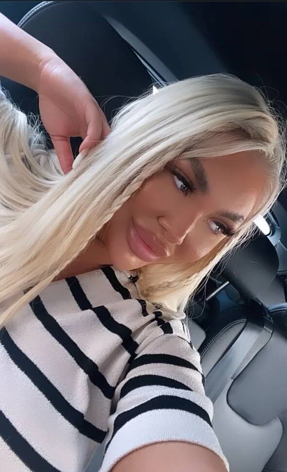 XXX Porn Photo of Nude Sarah-Stone 14