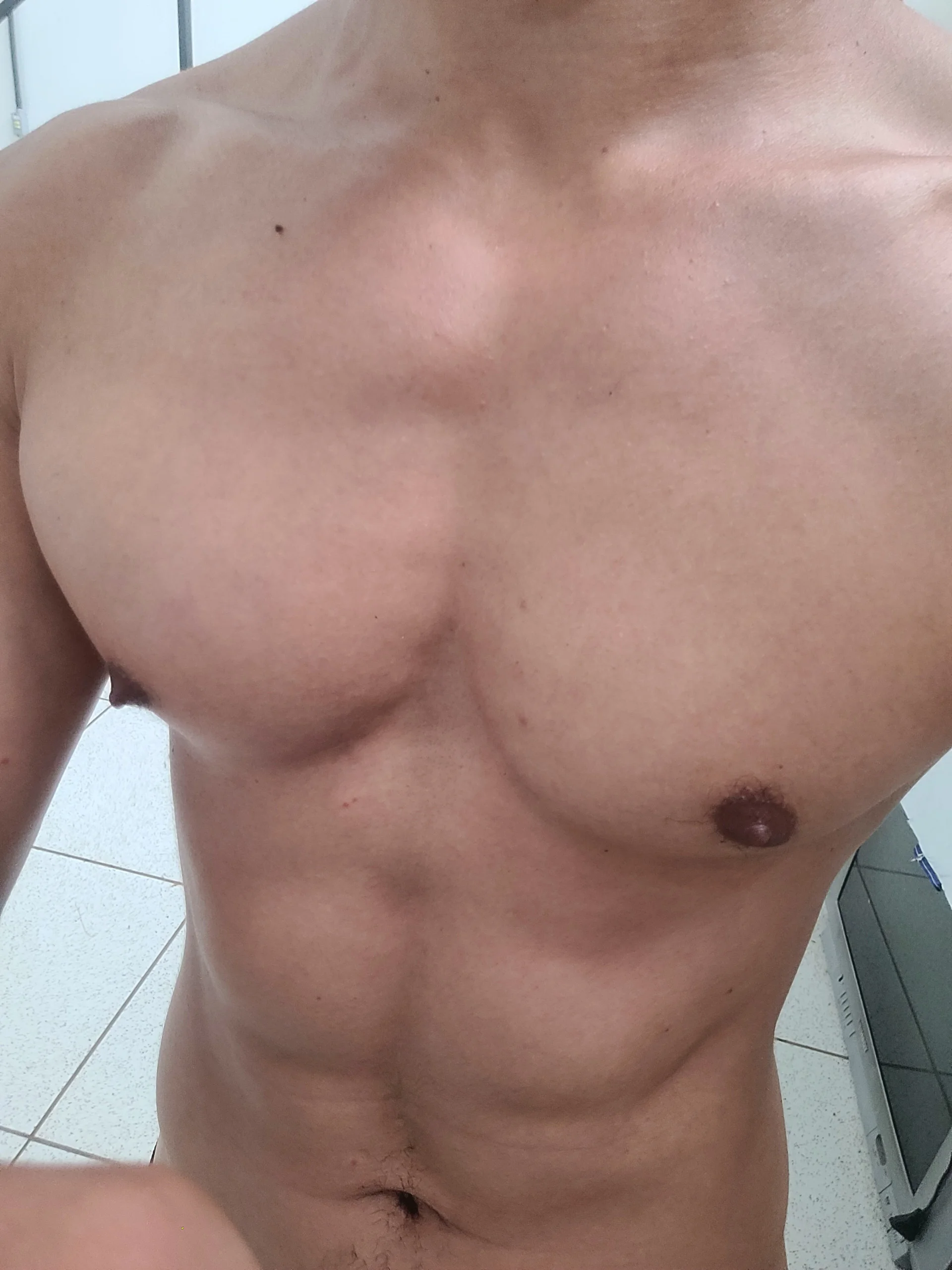 XXX Porn Photo of Nude tesaodaweb 1