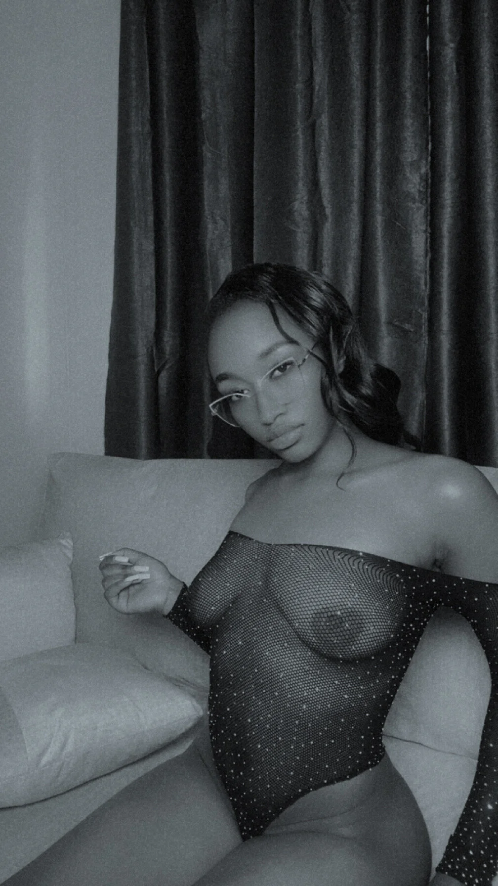 XXX Porn Photo of Nude pinky_aura22 3