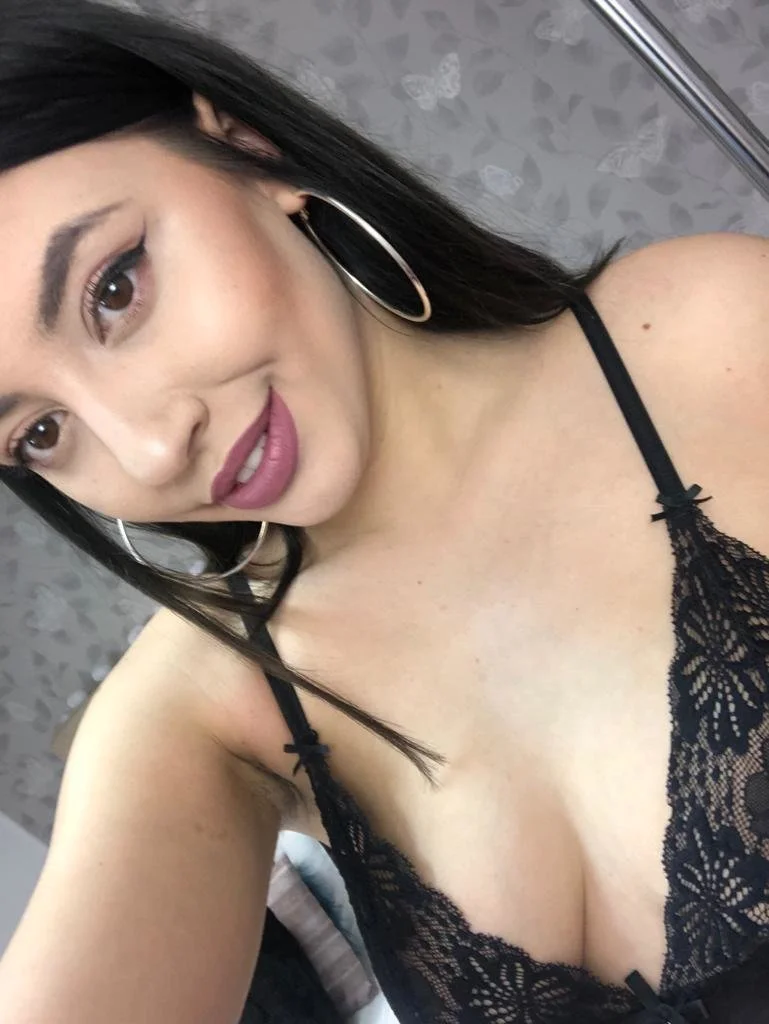XXX Porn Photo of Nude BabesGoWild 1