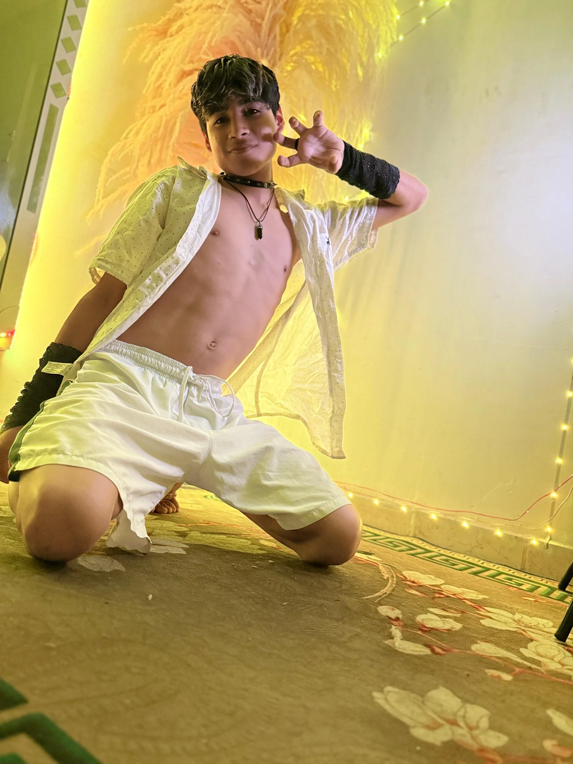 XXX Porn Photo of Nude Leo_Glow 19