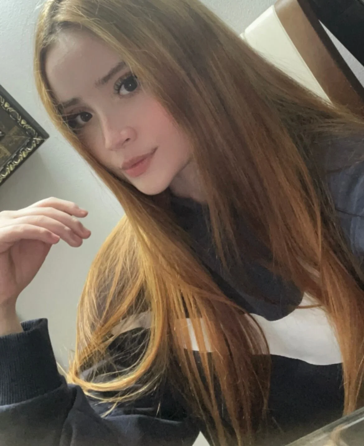 XXX Porn Photo of Nude SelenaMiel 19