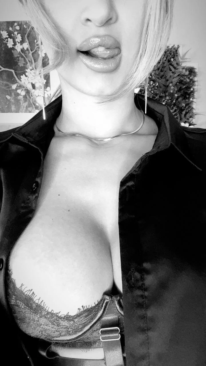 XXX Porn Photo of Nude SarahPeach8 42