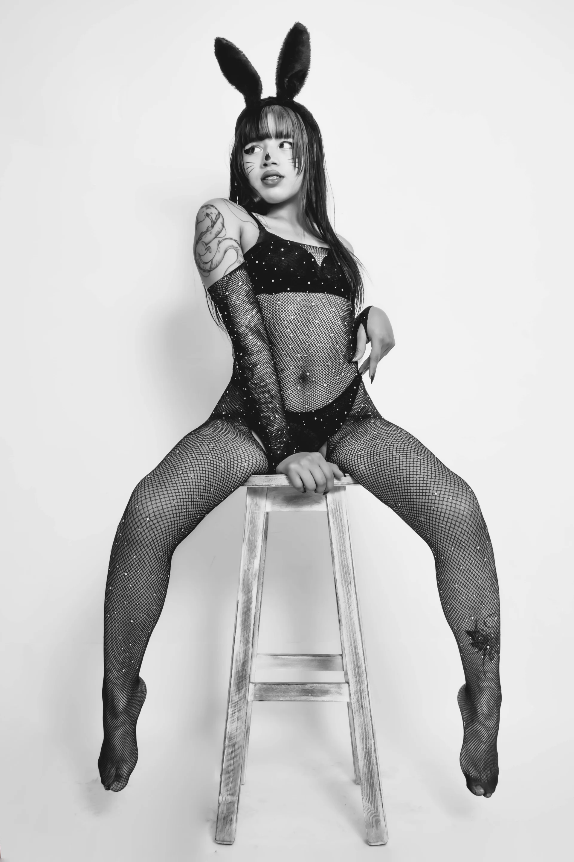 XXX Porn Photo of Nude aliice_walker_ 19