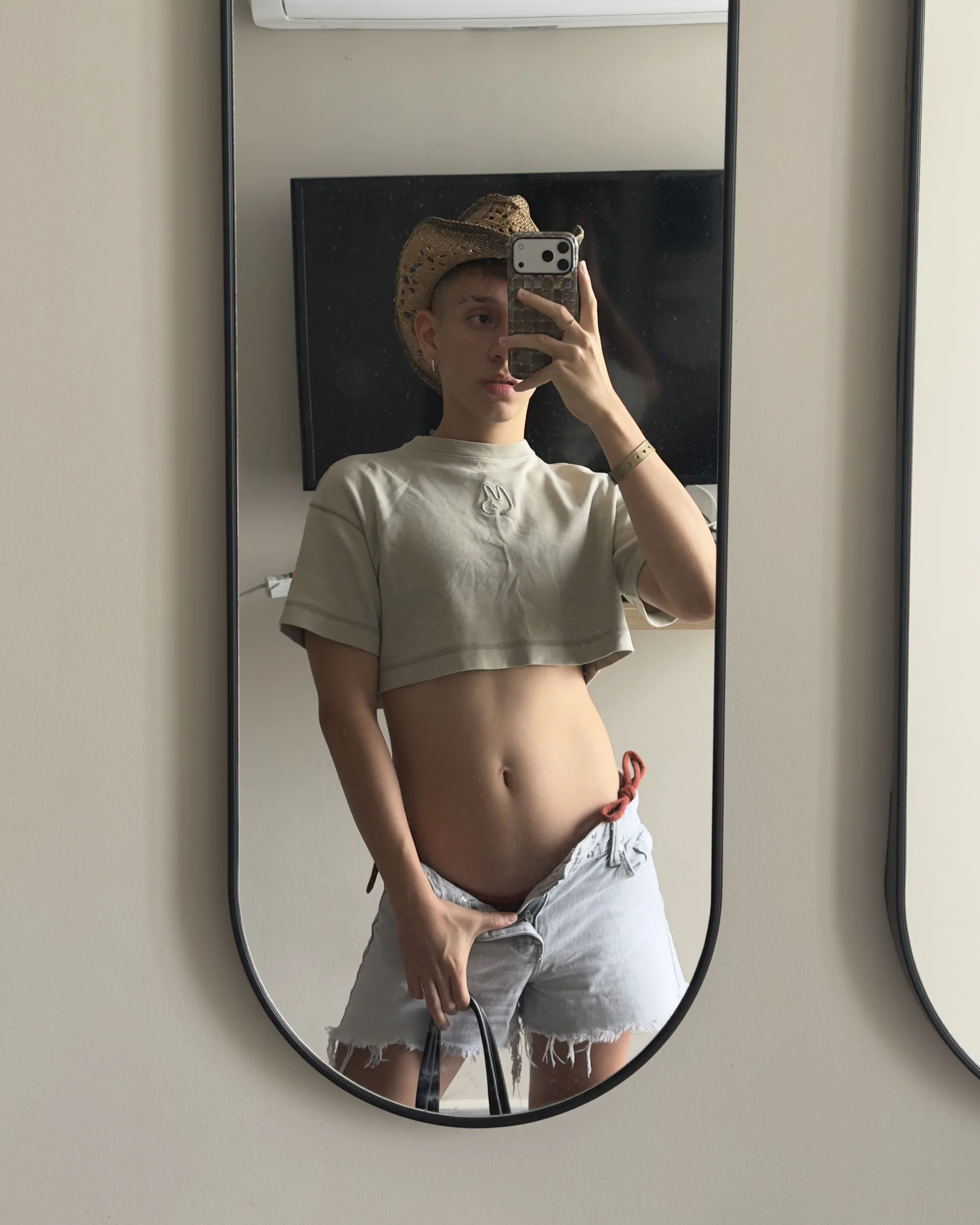 XXX Porn Photo of Nude milky__boy_ 6