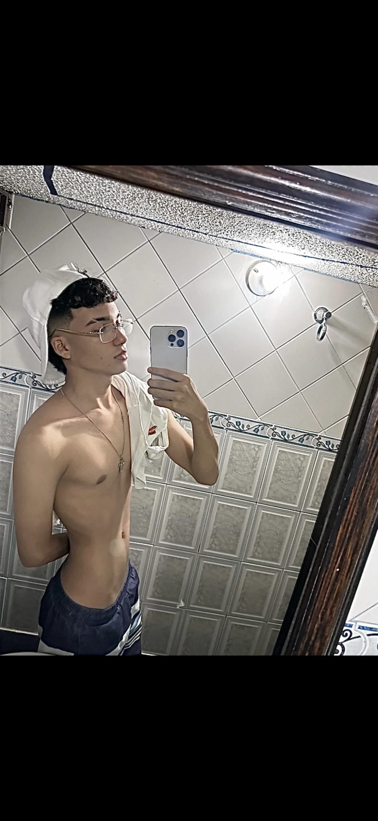 XXX Porn Photo of Nude santiuribe333 2