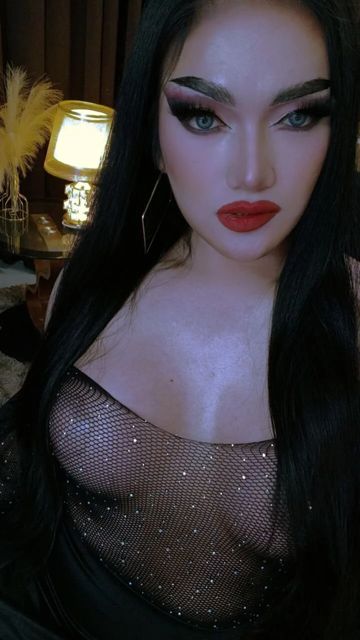 XXX Porn Photo of Nude AluraXJhanson 25