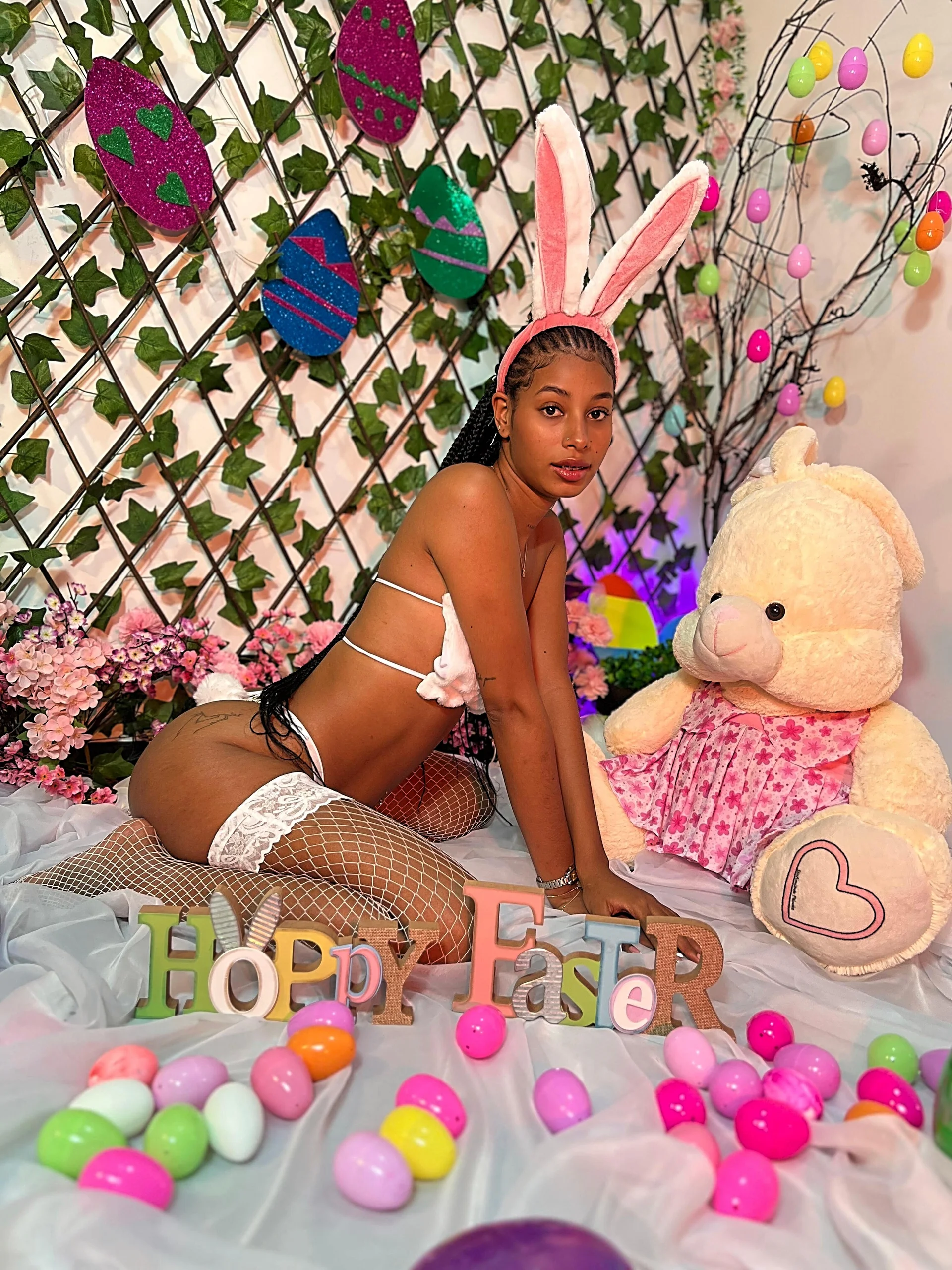 XXX Porn Photo of Nude YayaHilton 37