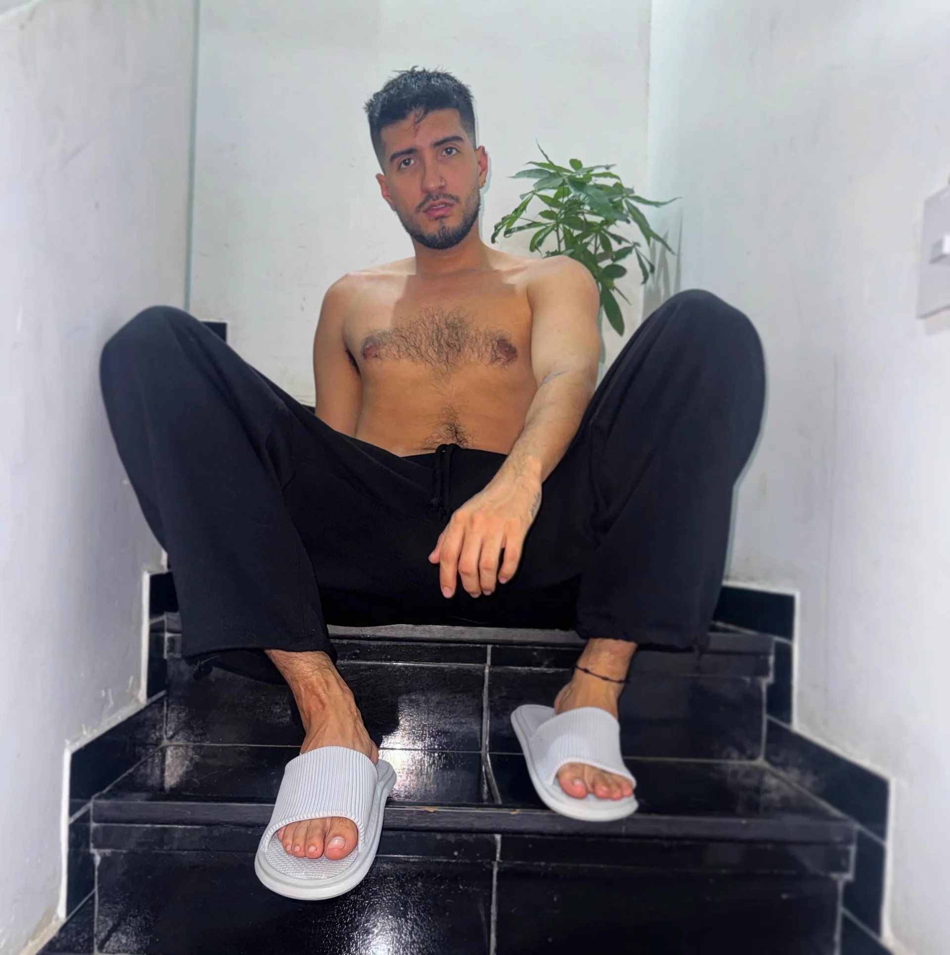 XXX Porn Photo of Nude bryXonStorm 5