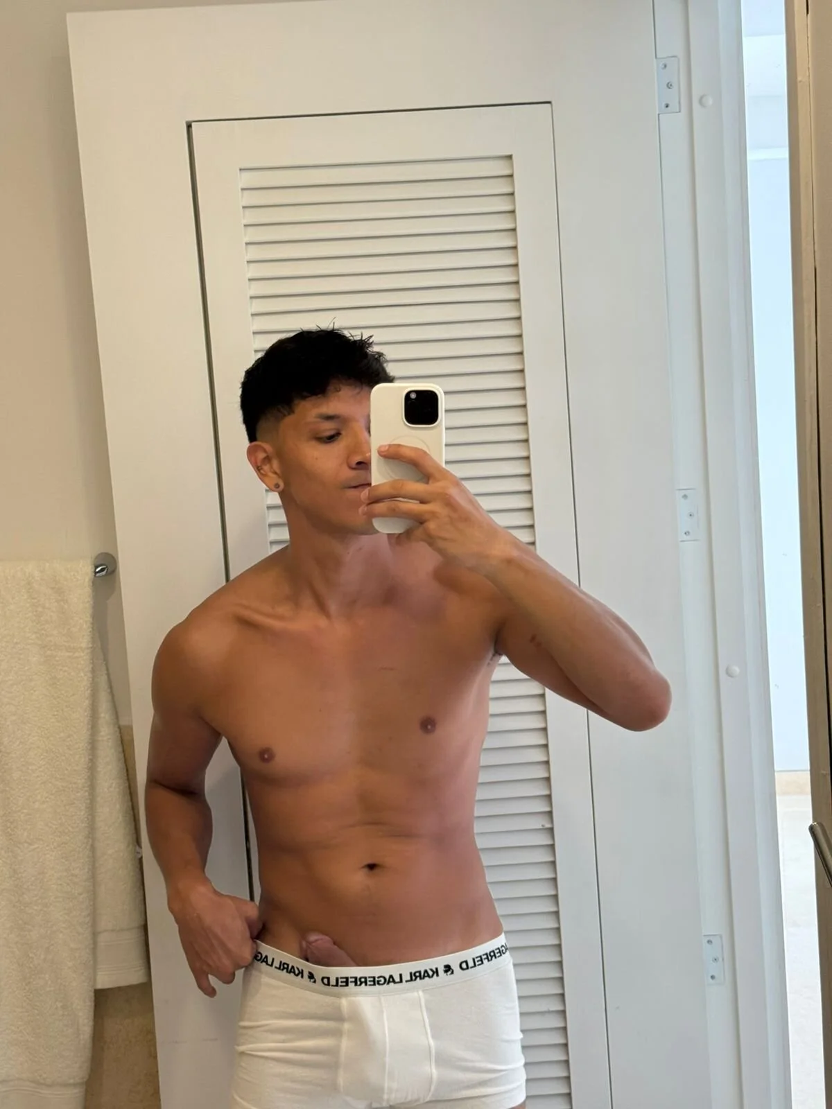 XXX Porn Photo of Nude soyleonardo1 28