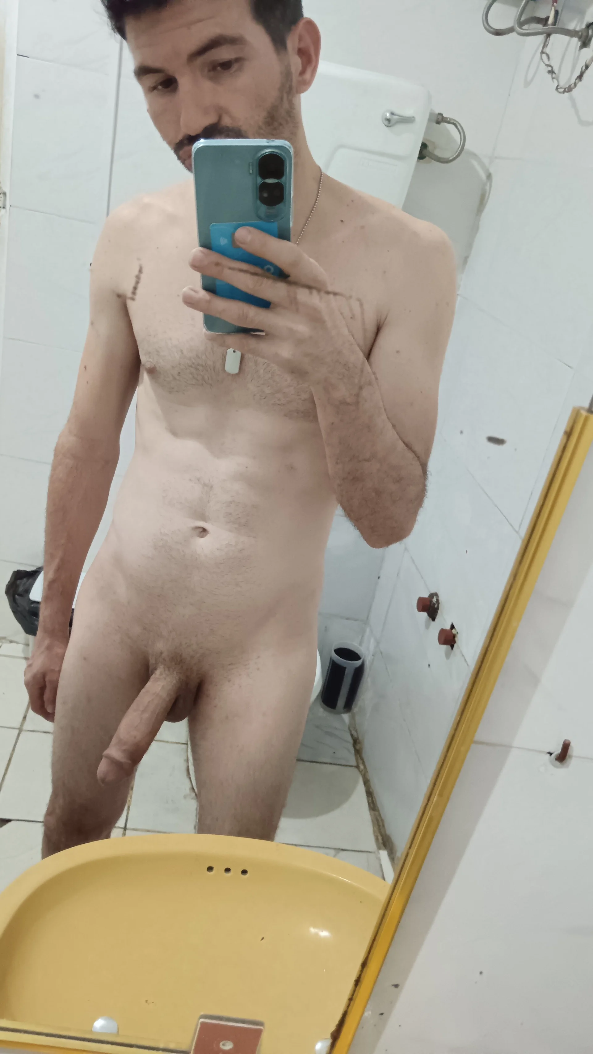 XXX Porn Photo of Nude hornycubanuy 2