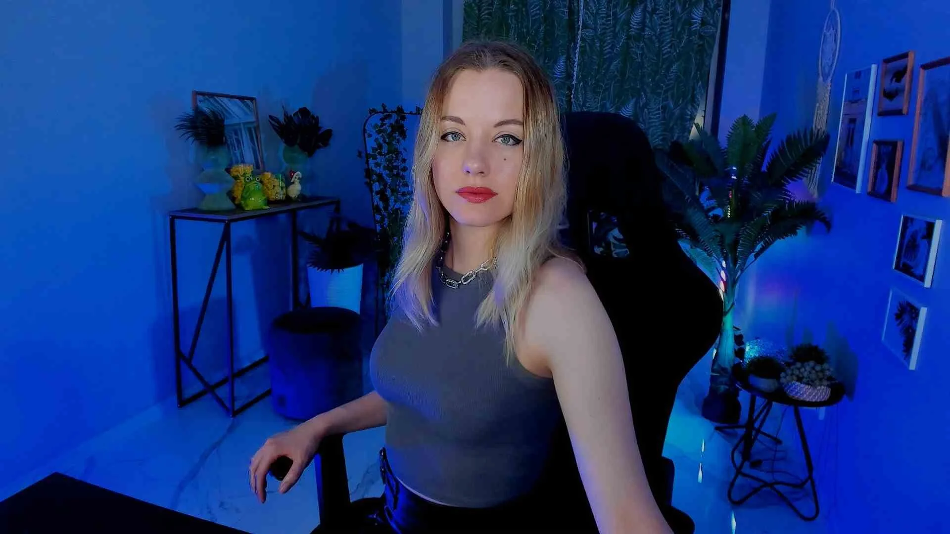 XXX Porn Photo of Nude VireliaMoonfall 6