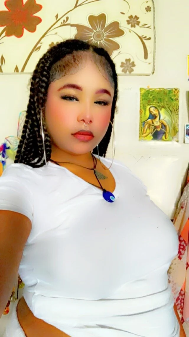 XXX Porn Photo of Nude Hazel_Grey 1