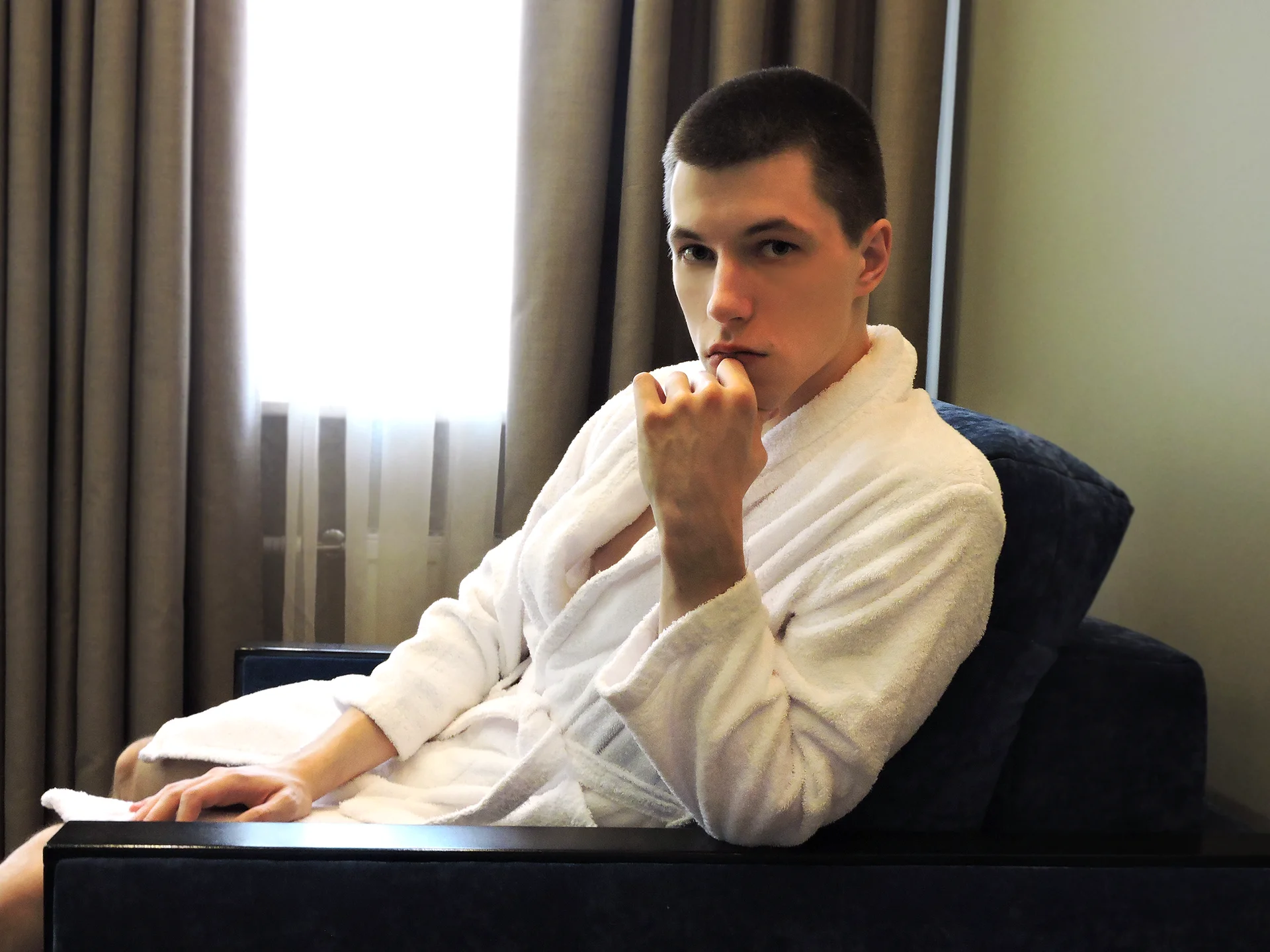 XXX Porn Photo of Nude -ethan7inches- 1