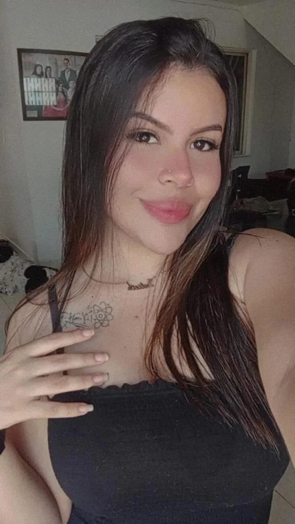 XXX Porn Photo of Nude thickmommyy 10