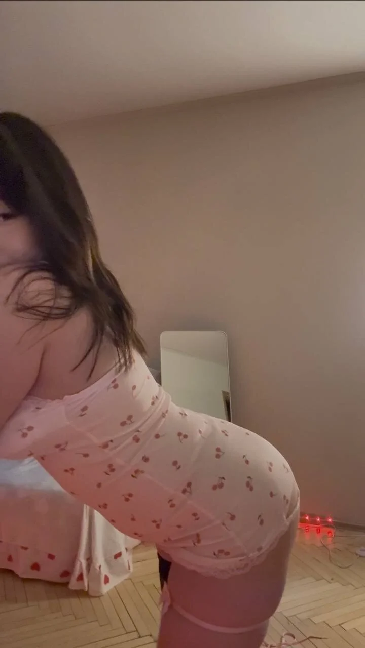 XXX Porn Photo of Nude whispersofdarsy 18
