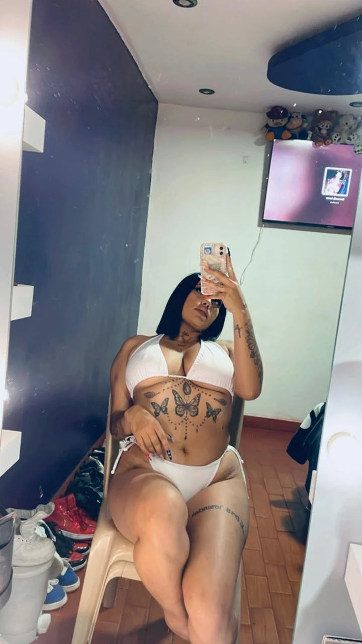 XXX Porn Photo of Nude nikky_latin 8