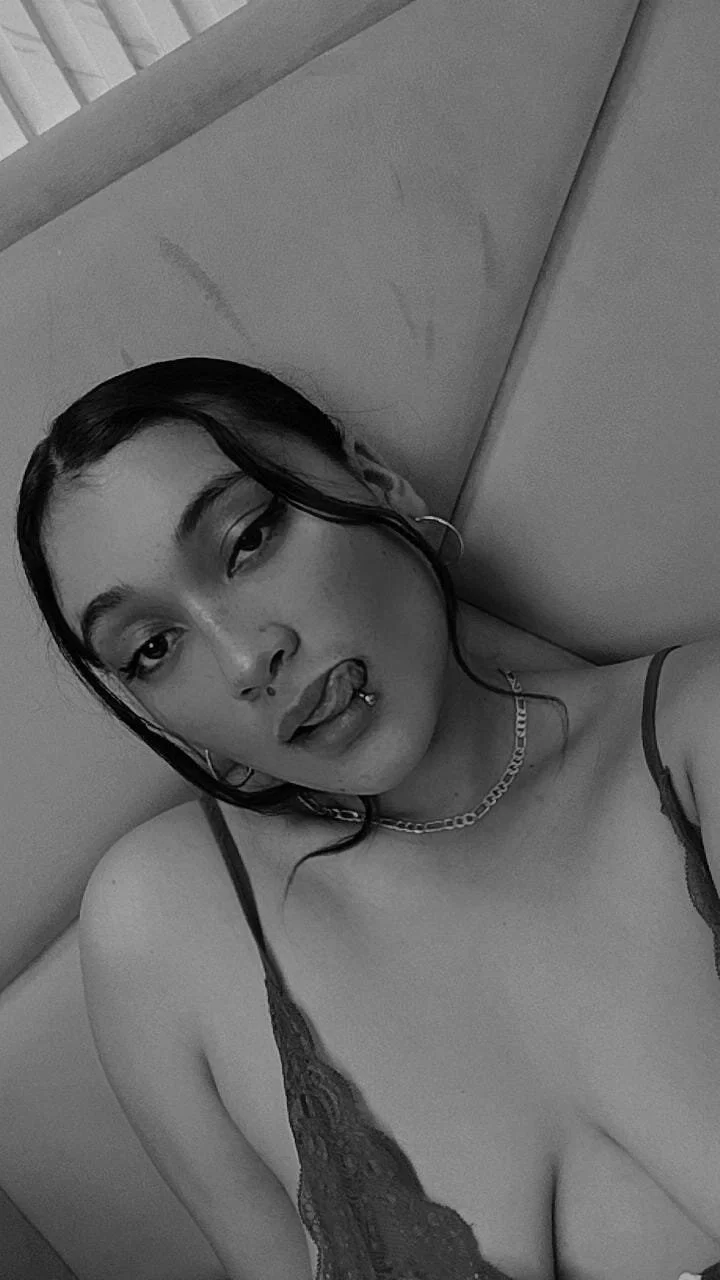 XXX Porn Photo of Nude Ivory_muse 23