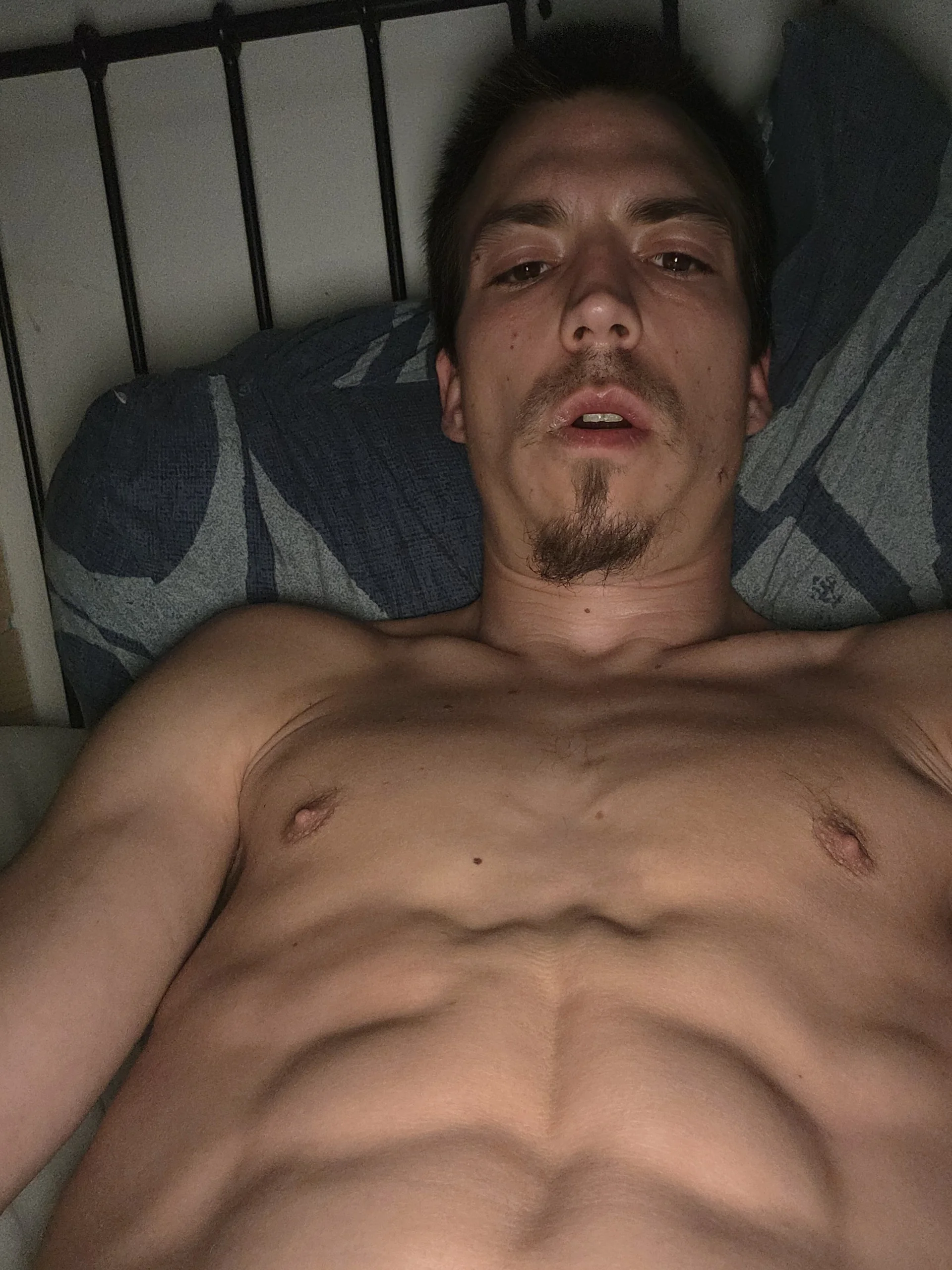 XXX Porn Photo of Nude horny93man 2