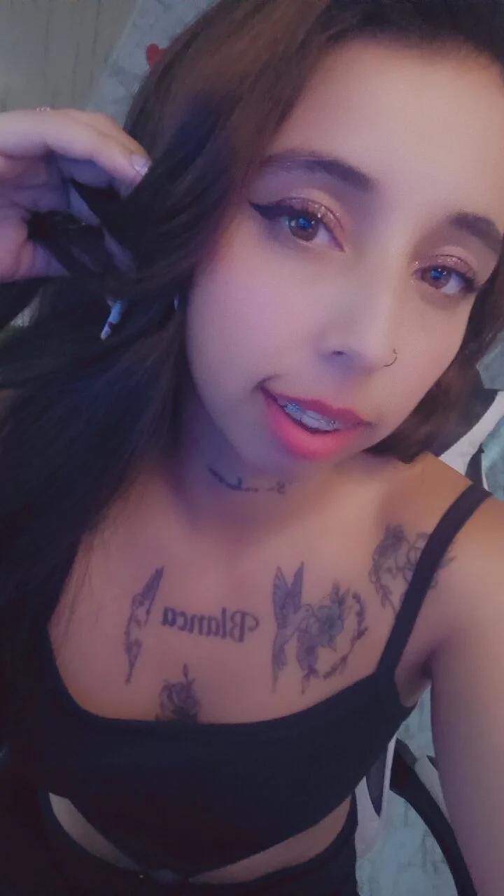 XXX Porn Photo of Nude mily_v 3