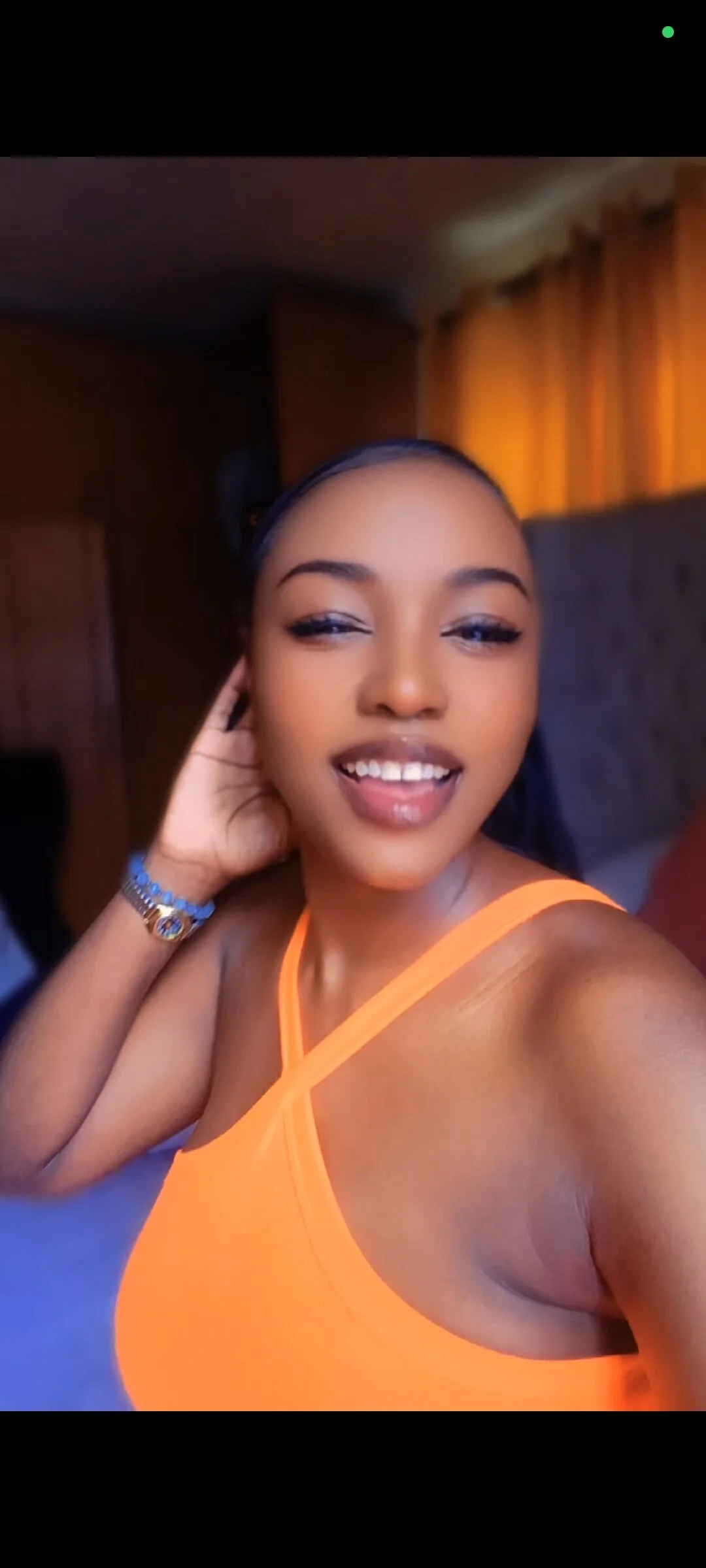 XXX Porn Photo of Nude Queen_le 2