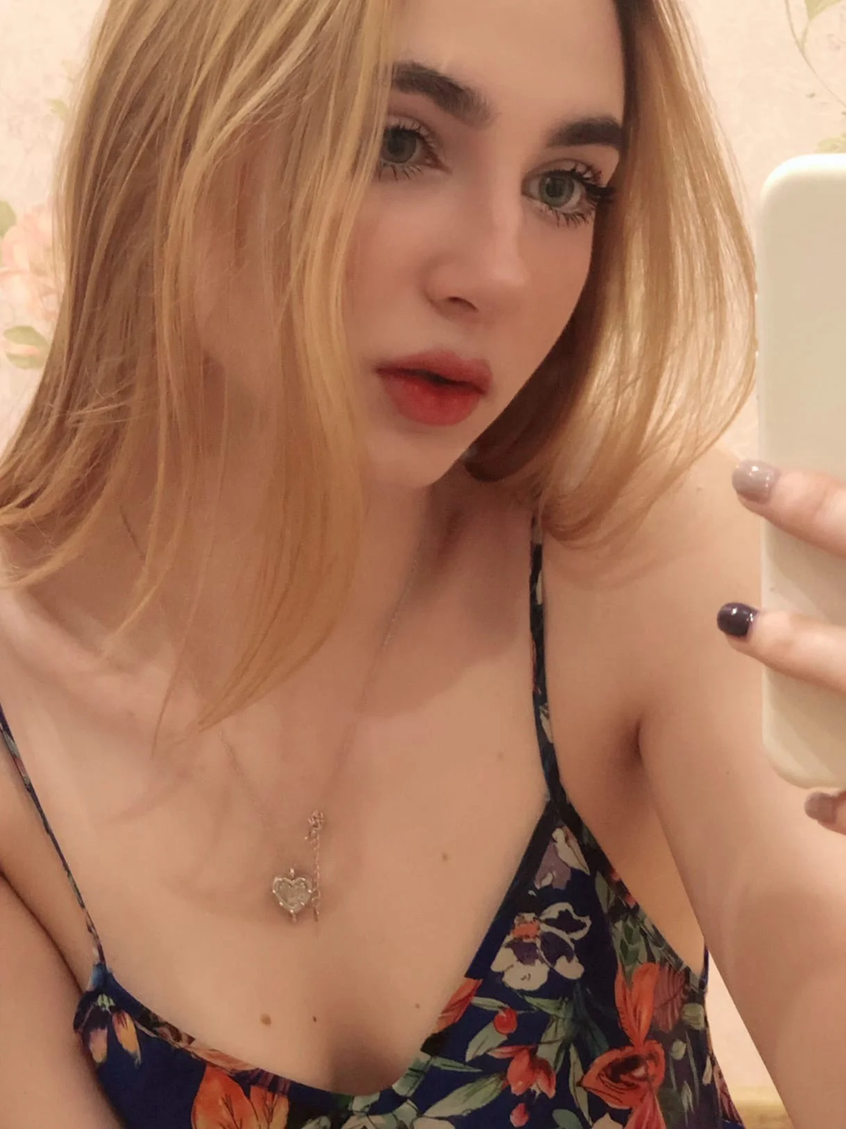 XXX Porn Photo of Nude Miiraii 4