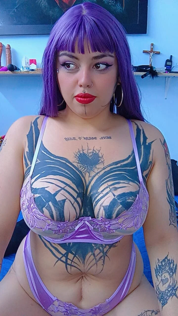 XXX Porn Photo of Nude Marlbolo_Rojo01 33