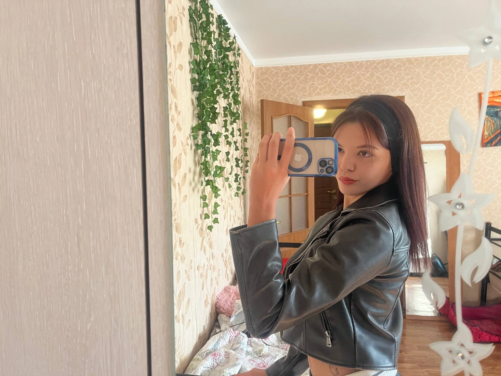 XXX Porn Photo of Nude VeliaHypolite 19