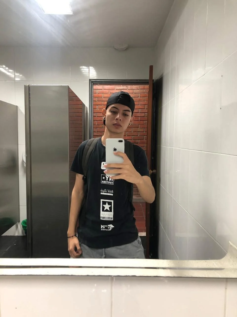 XXX Porn Photo of Nude Ethan12_ 1