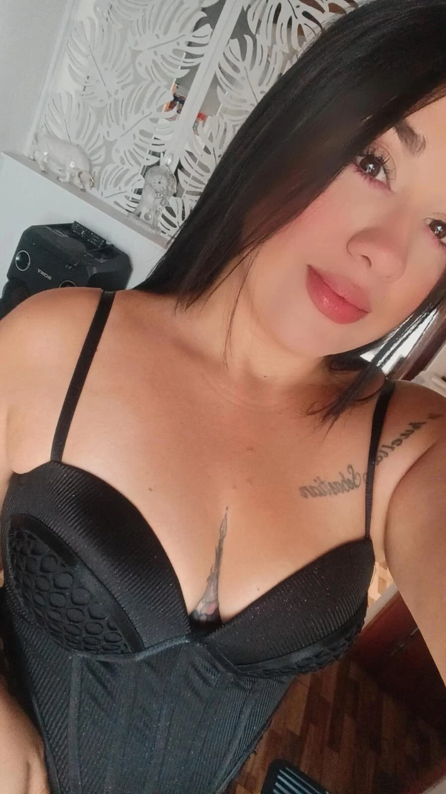 XXX Porn Photo of Nude isabellaa_rose 9