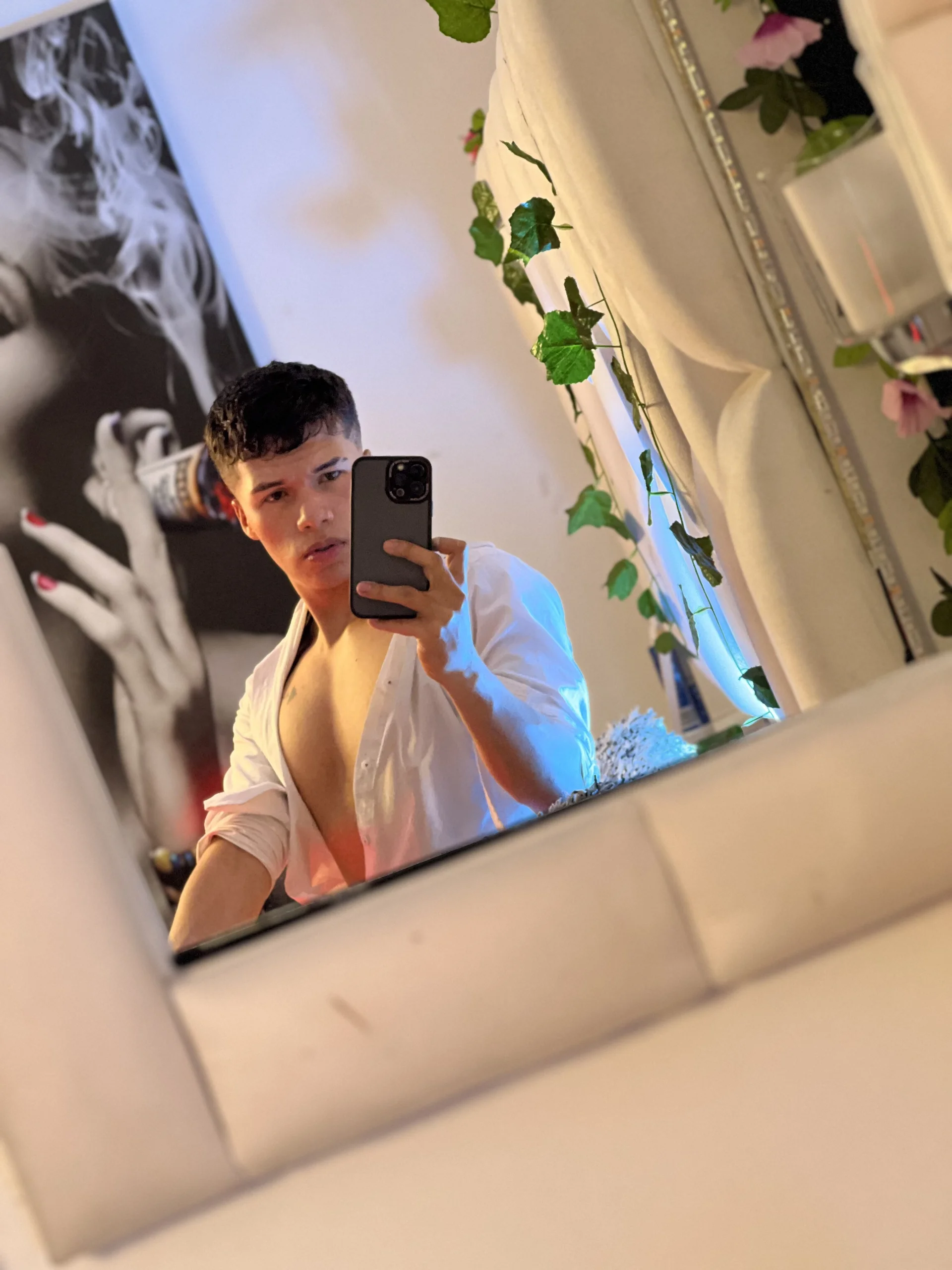 XXX Porn Photo of Nude Logan_smith1 5
