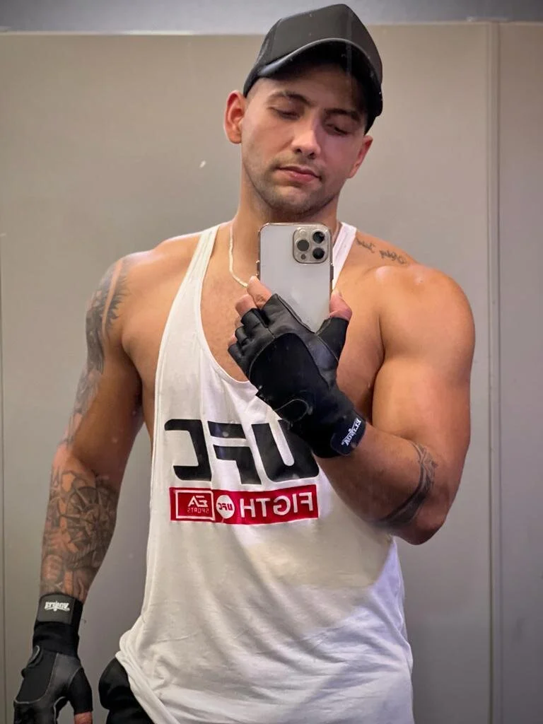 XXX Porn Photo of Nude alex_oficial 9