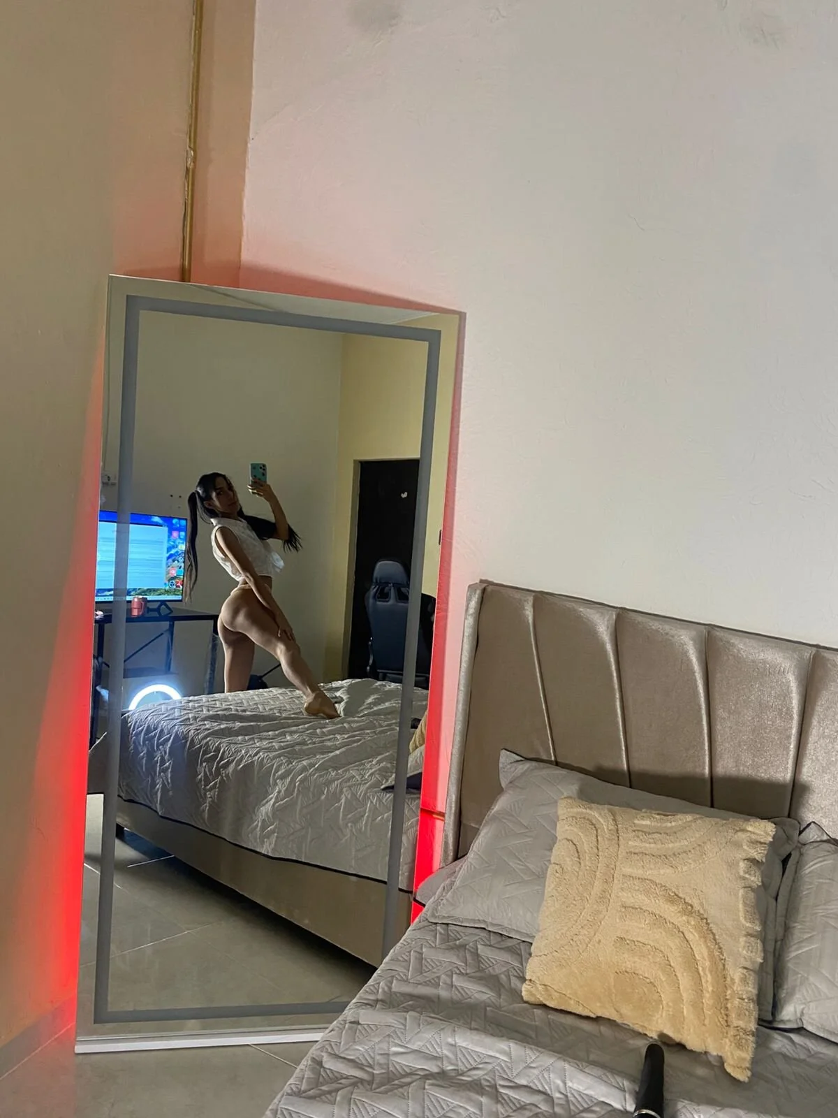 XXX Porn Photo of Nude Alishaa_sweet 13