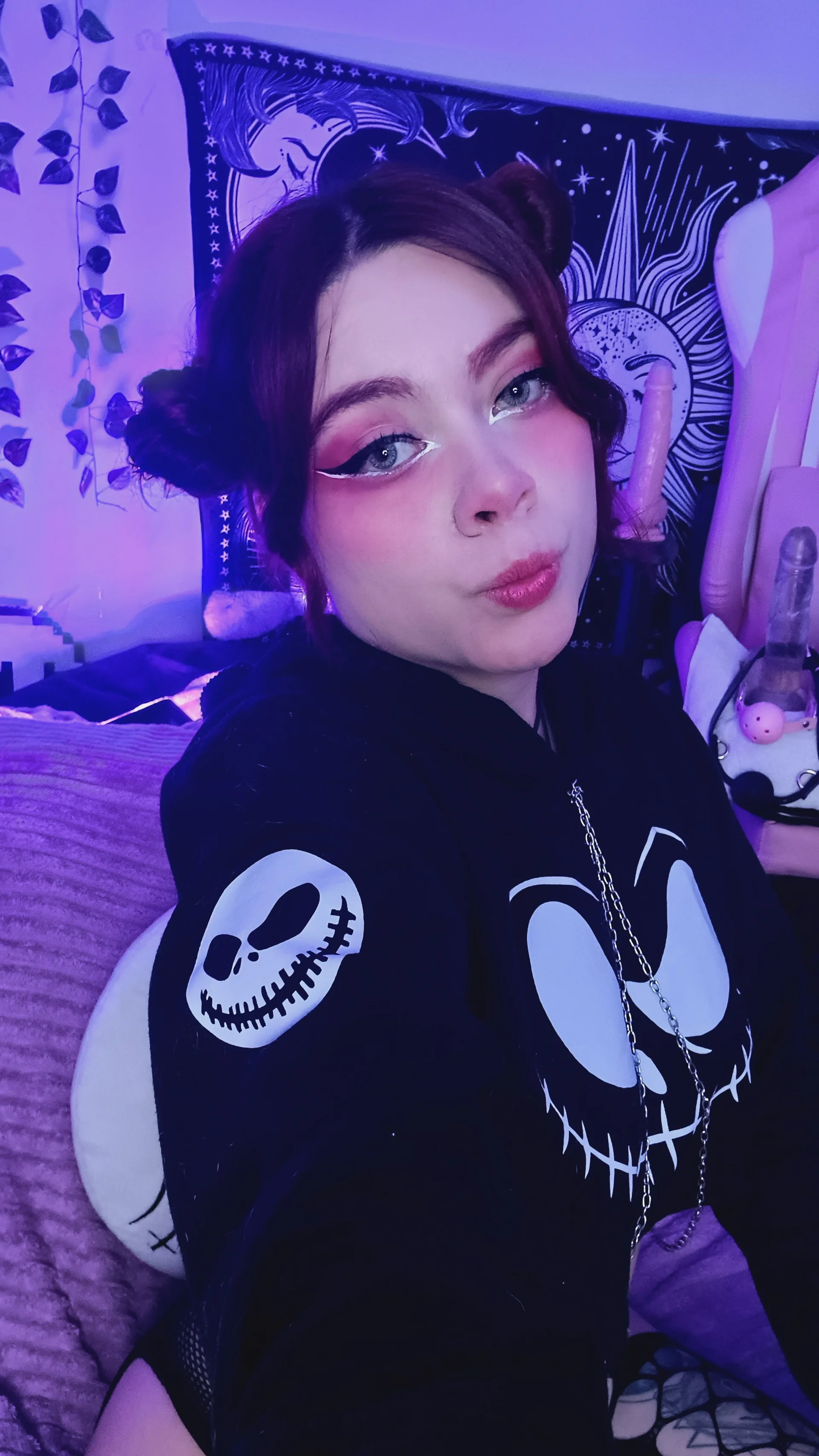 XXX Porn Photo of Nude Erza_escarleth 23