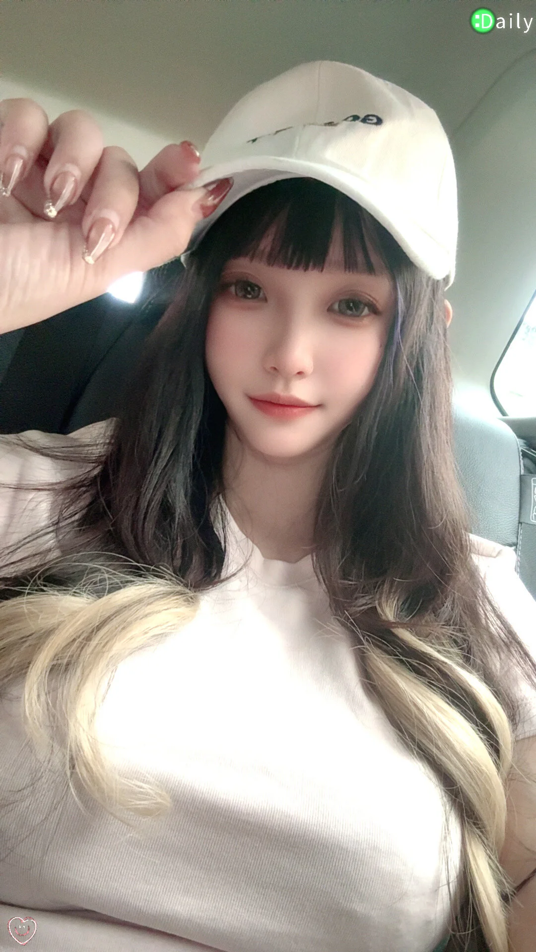 XXX Porn Photo of Nude Khaleesi_ying_ 1