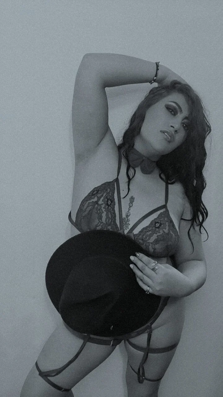 XXX Porn Photo of Nude scarleth_blue 69
