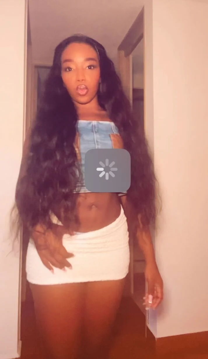 XXX Porn Photo of Nude zobe_love 9